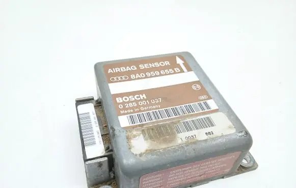 Audi A4 S4 B5 8D Airbag control unit/module 8A0959655B 0285001037