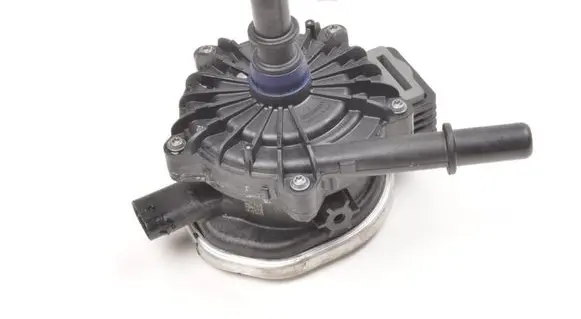 Volvo XC40 Water pump 32462079