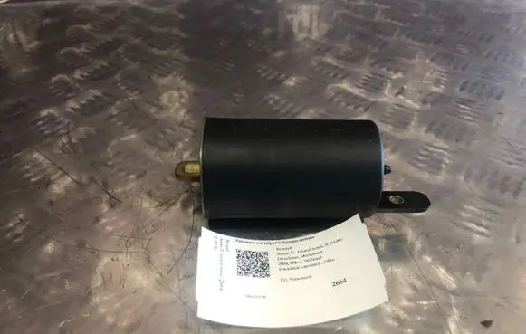 Vacuum air tank
