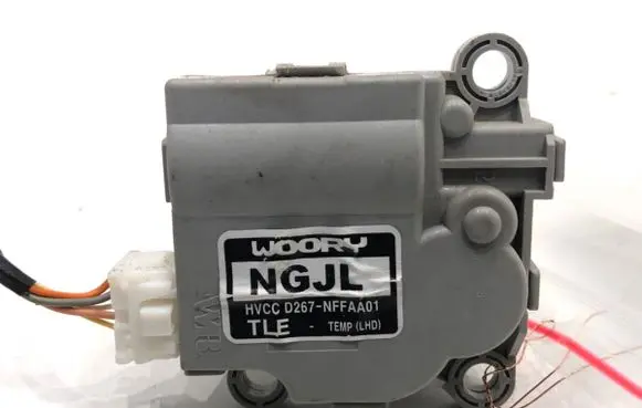 KIA Sportage Air flap motor/actuator D267NFFAA01