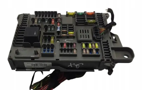 BMW X6 E71 Fuse box set 6931687