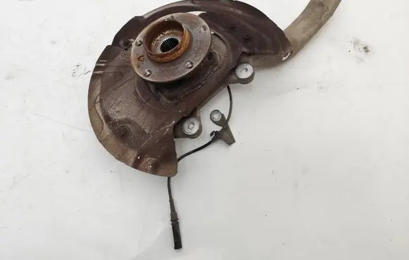 BMW X5 F15 Front wheel hub 77377317
