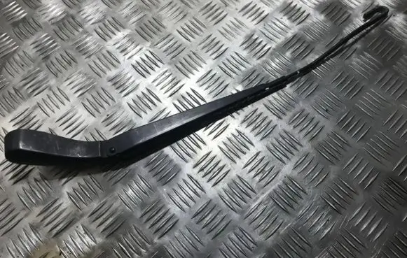 Volvo S80 Front wiper blade arm 09484614