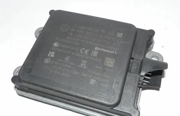 Mercedes-Benz E W213 Distronic sensor radar A0009002839 A0009028284 A0009014519