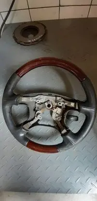 Mitsubishi Pajero Steering wheel