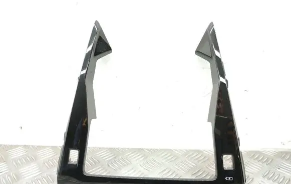 Peugeot 2008 II Dashboard center trim panel 