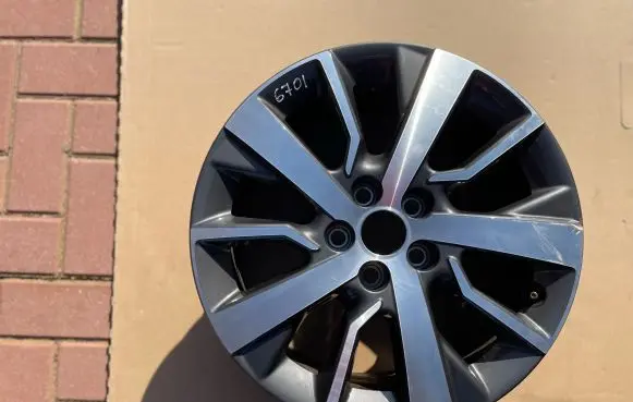 R17 alloy rim