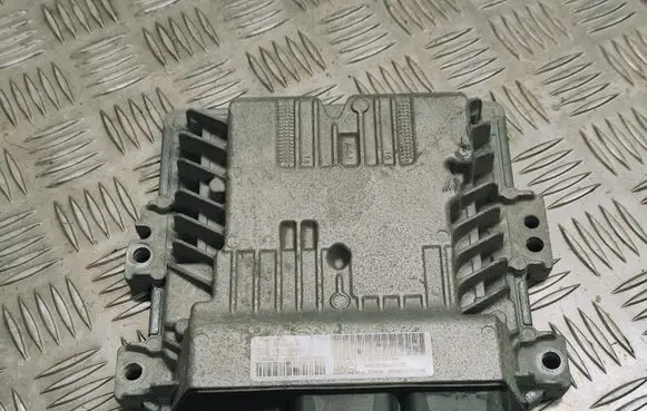 Peugeot 308 Engine control unit/module 9804127280