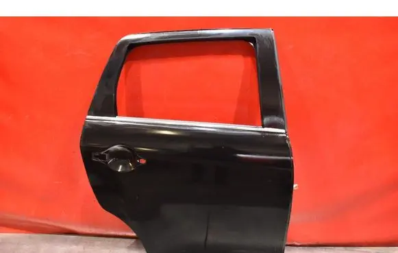 Mitsubishi ASX Rear door