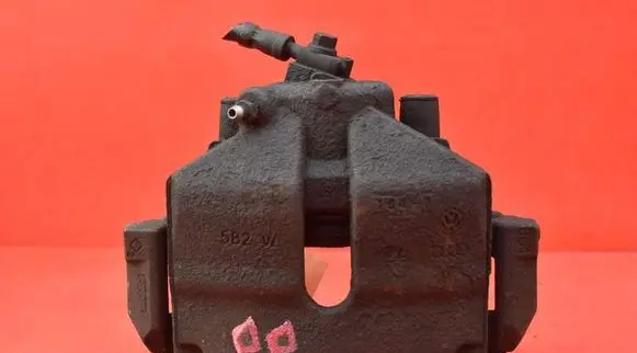 Volkswagen Cross Touran I Front brake caliper