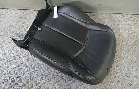Nissan Juke I F15 Seat trim 