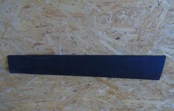 Volkswagen PASSAT B5 Rear door trim (molding) 3B0854950B