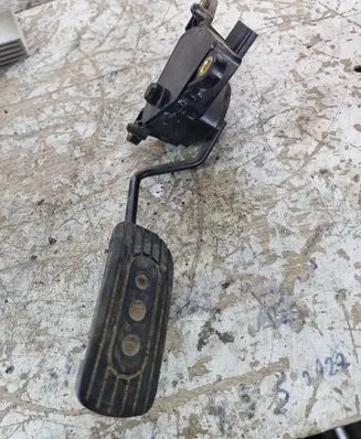 Nissan Micra Accelerator throttle pedal 18002AX700 0355B 00499