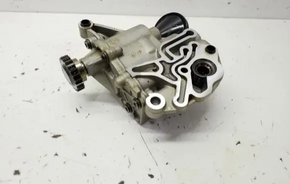 Volkswagen Tiguan Allspace Oil pump 05H115105 06K344 06K115251K