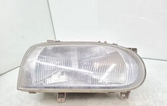 Volkswagen Golf III Headlight/headlamp 18474R