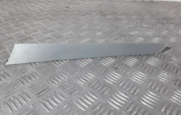 Audi A4 S4 B8 8K Front door trim bar 8K0867420