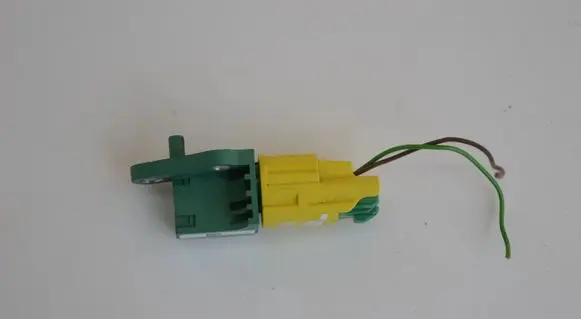 Volkswagen PASSAT B6 Airbag deployment crash/impact sensor 3C0909606