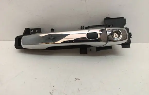 Ford Explorer V Front door exterior handle 7826685