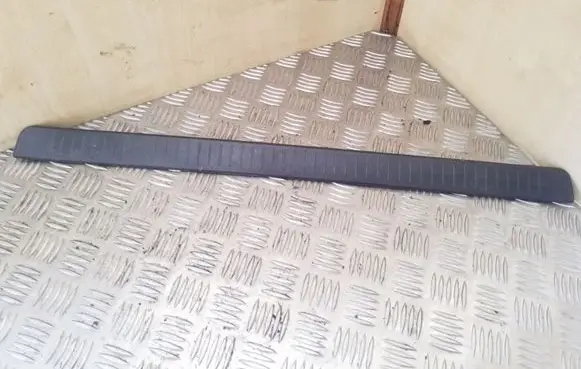 Toyota Avensis Verso Rear sill trim cover 6791644040