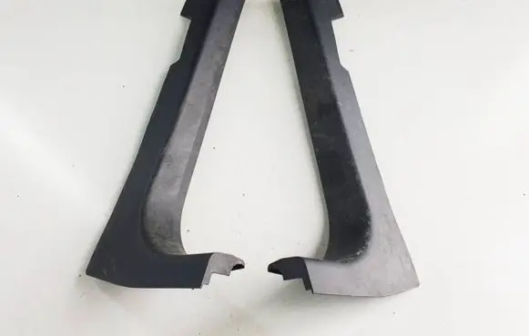 Nissan Qashqai+2 Foot area side trim 