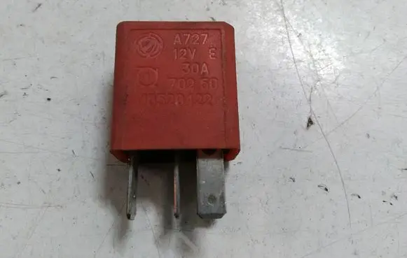 Fiat Punto (176) Other relay 46520422