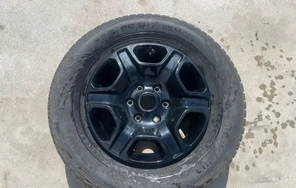Ford Ranger R17 alloy rim EB3C1007E2A EB3C1007M2A