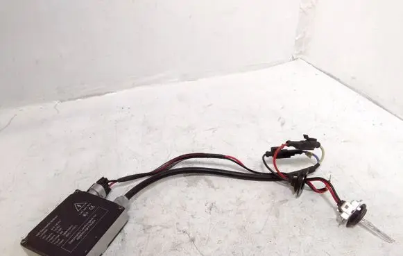 Mercedes-Benz CLS C219 Headlight ballast module Xenon