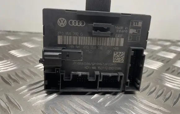 Audi A5 8T 8F Door control unit/module 8T0959792G