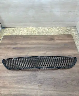 Mercedes-Benz C W204 Front bumper lower grill A2048850153