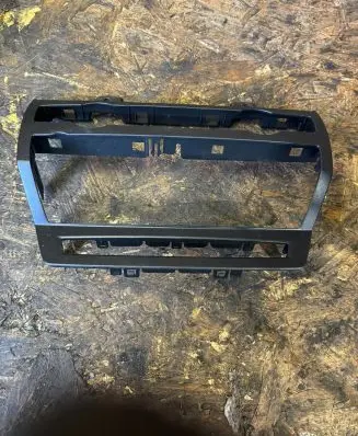 BMW X5 E70 Radio/GPS head unit trim T0027285 773201 0117730