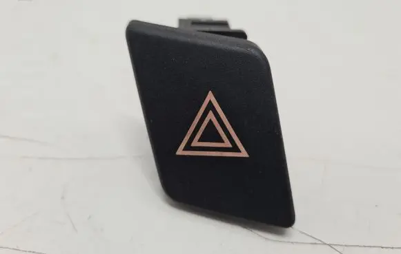 Toyota Yaris Hazard light switch 843320D020