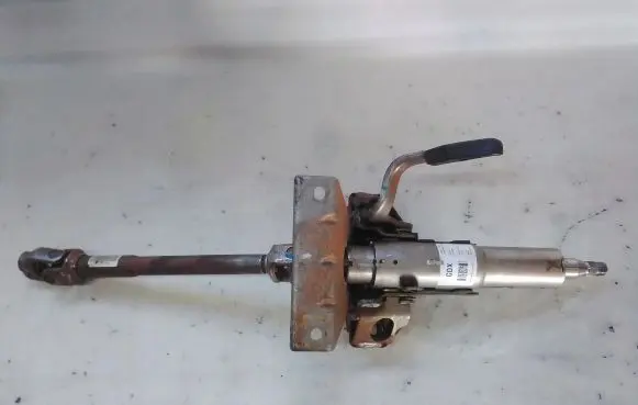 Steering wheel axle set