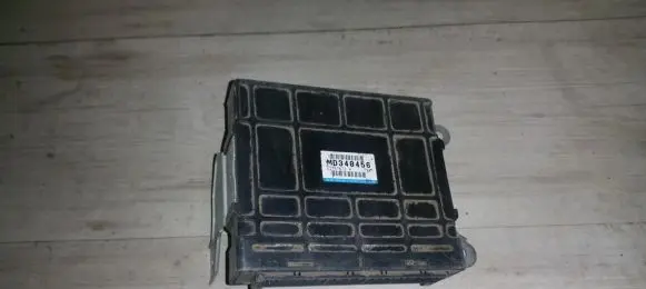 Mitsubishi Galant Engine control unit/module md340456 e2t67673h