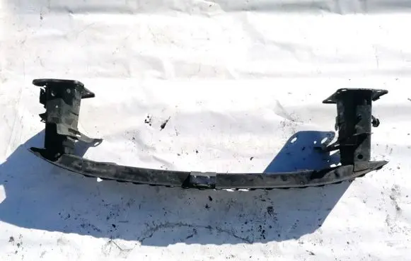 Mazda 3 I Front bumper cross member
