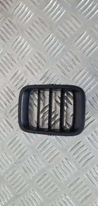 Suzuki Jimny Bonnet/hood grill 