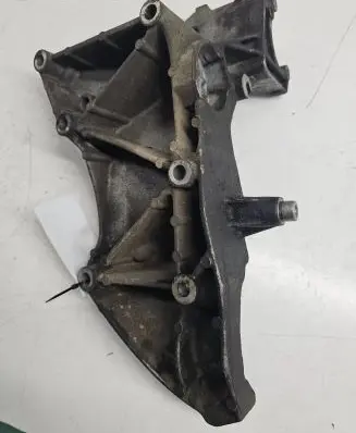 Generator/alternator bracket