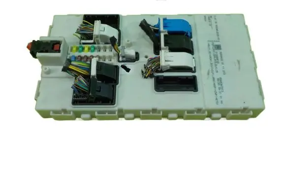 BMW 1 F20 F21 Fuse box set 9280622 BEZPIECZNIKOW