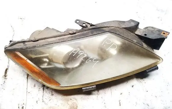 Mazda CX-7 Headlight/headlamp