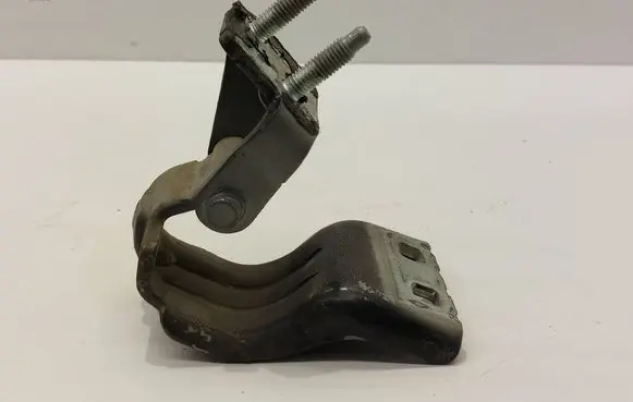 Volkswagen PASSAT B6 Tailgate/trunk/boot hinge 3C9827302E