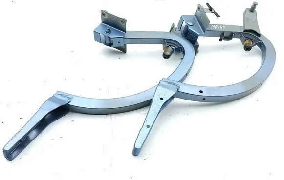 Tailgate/trunk/boot hinge