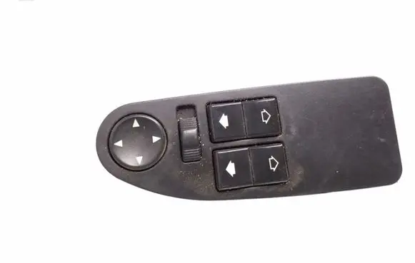 BMW 5 E39 Electric window control switch 8368967