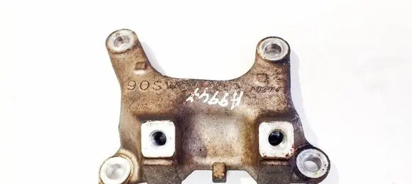 Honda CR-V Engine mounting bracket 90swc