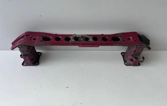 Ford Focus Front bumper support beam 