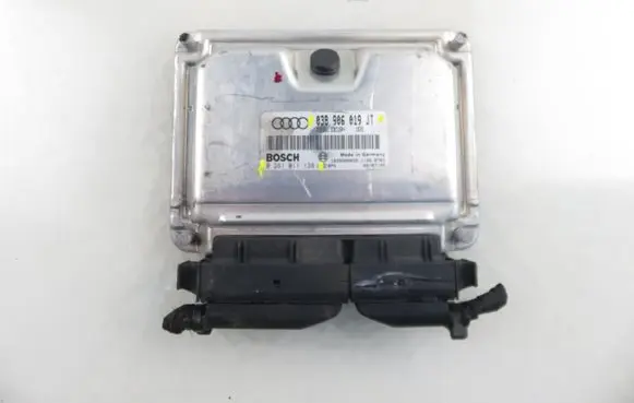 Audi A4 S4 B6 8E 8H Engine control unit/module 0281011138 038906019JT