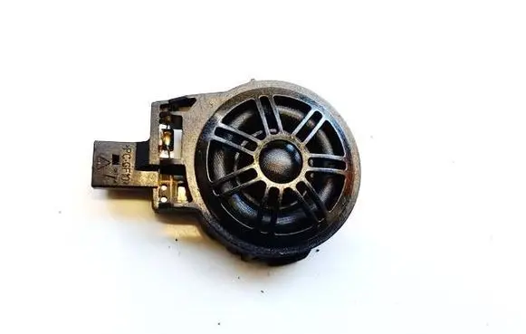 Tesla Model Y Front door speaker 107974100a 1079741-00-a