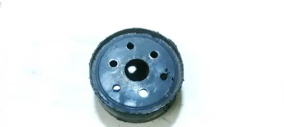 Land Rover Discovery 3 - LR3 Water pump pulley 4R8Q8509AC