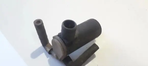 Ford Focus Windscreen/windshield washer pump 93bb17k624ba