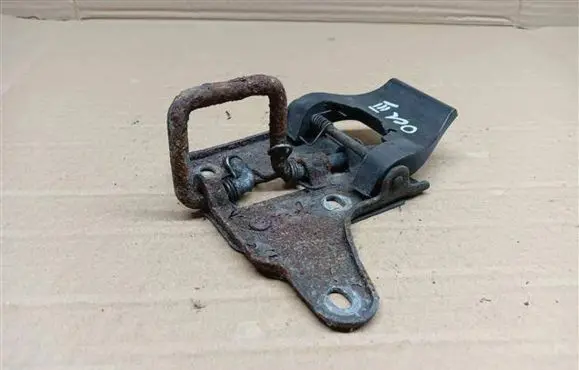 Skoda Octavia Mk3 (5E) Engine bonnet/hood lock/latch loop/hook 5E0823186C