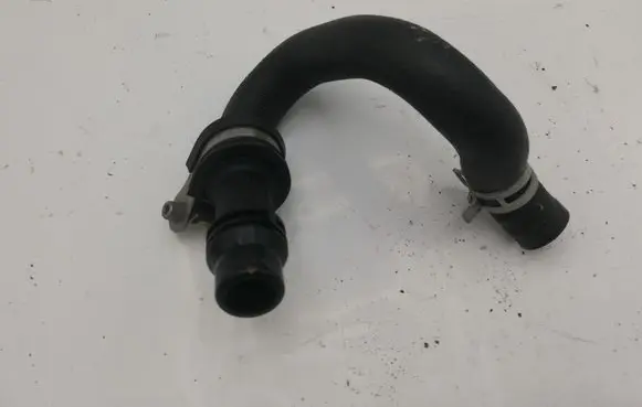 BMW 5 E60 E61 Engine coolant pipe/hose 3001035