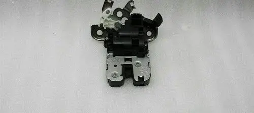 Audi A1 Tailgate boot lock/latch motor 8R0827505